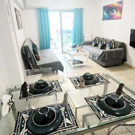 شقة Renovated 2 Bedroom - Seep 7 - Center - Balcony - Free Parking