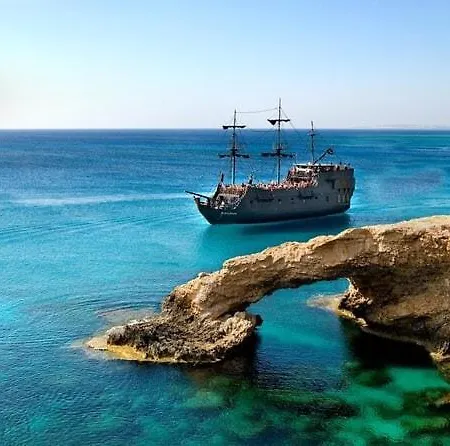 Apartamento Renovated 2 Bedroom - Seep 7 - Center - Balcony - Free Parking Ayia Napa